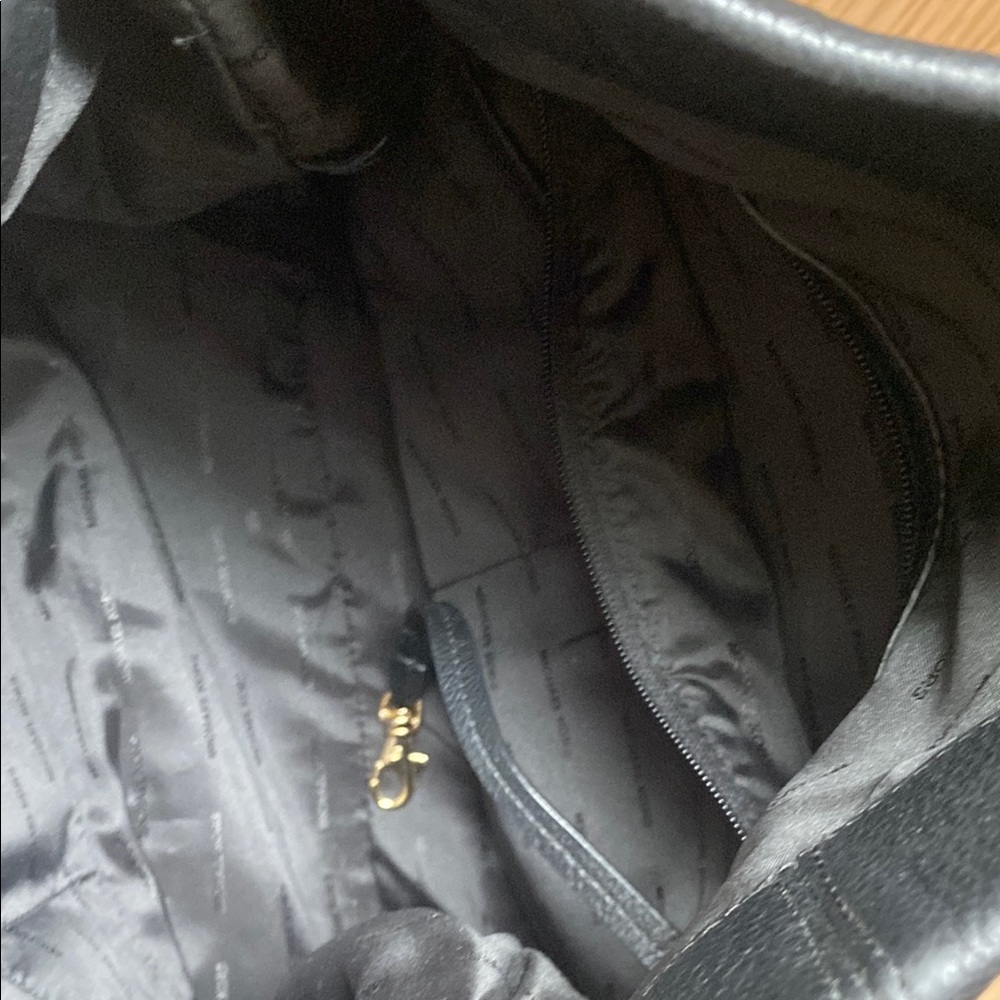 Michael Kors Black Leather Shoulder Bag - Picture 4 of 5